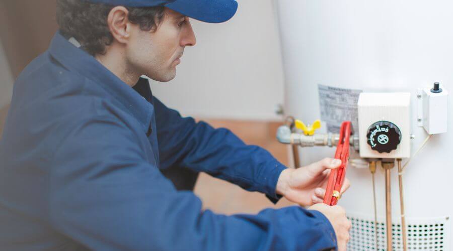 Expert burst pipe repair services in Rosharon, TX